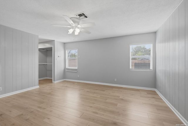 1022 Olney Dr, San Antonio, TX 78218