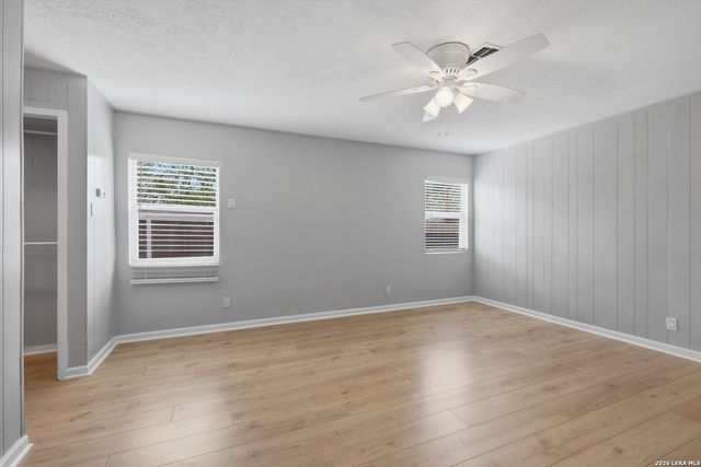 1022 Olney Dr, San Antonio, TX 78218