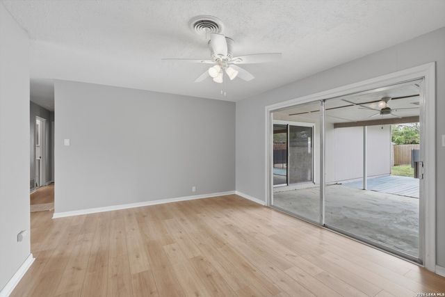 1022 Olney Dr, San Antonio, TX 78218