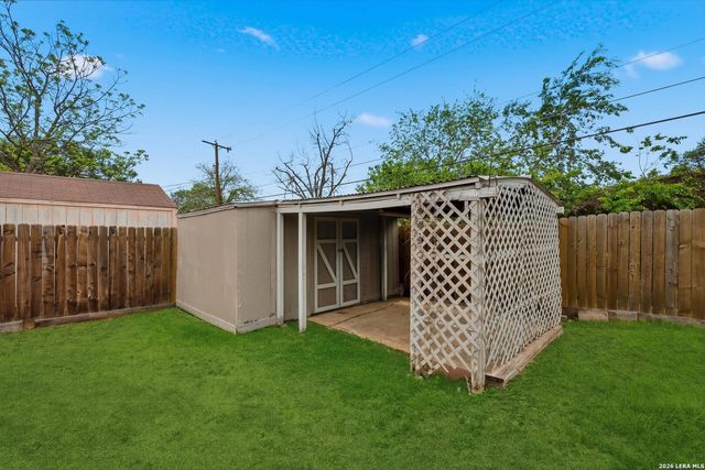 1022 Olney Dr, San Antonio, TX 78218