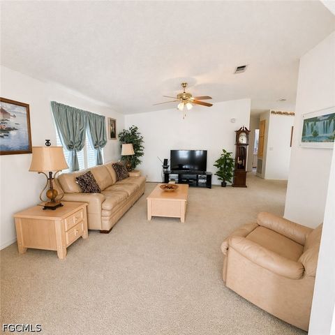 2520 Brownell CT, North Fort Myers, FL 33917
