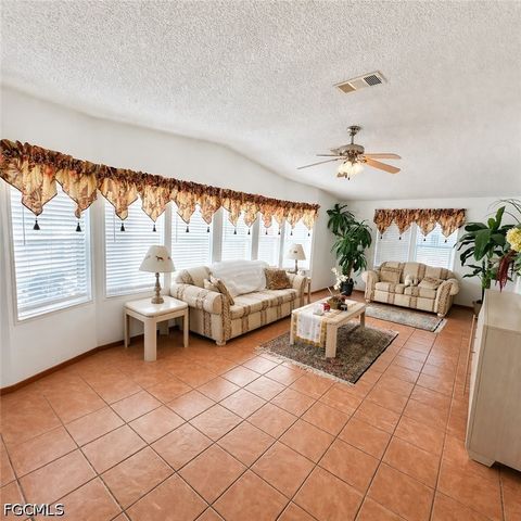 2520 Brownell CT, North Fort Myers, FL 33917