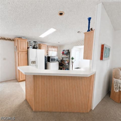 2520 Brownell CT, North Fort Myers, FL 33917