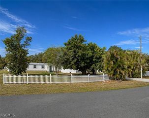2520 Brownell CT, North Fort Myers, FL 33917