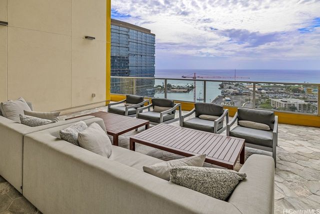 988 Halekauwila Street 3012, Honolulu, HI 96814