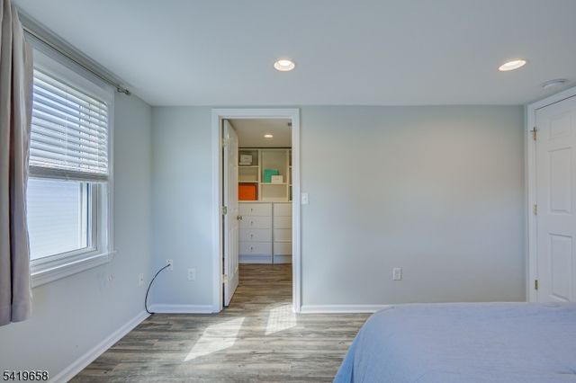 41 Lake Ave, Metuchen Boro, NJ 08840