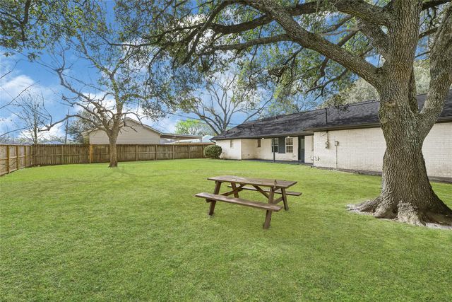 13003 Frank Lane, Stafford, TX 77477