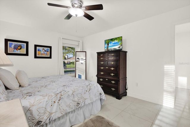 4303 MIDDLE LAKE DRIVE, Tampa, FL 33624