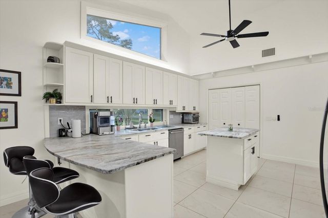 4303 MIDDLE LAKE DRIVE, Tampa, FL 33624