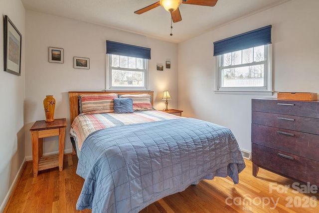 437 Onteora Boulevard, Asheville, NC 28803