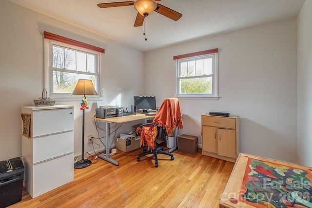 437 Onteora Boulevard, Asheville, NC 28803