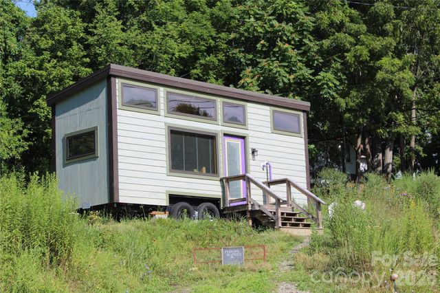 437 Onteora Boulevard, Asheville, NC 28803