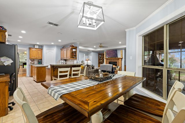 1610 Woodway Lane, Gilmer, TX 75644
