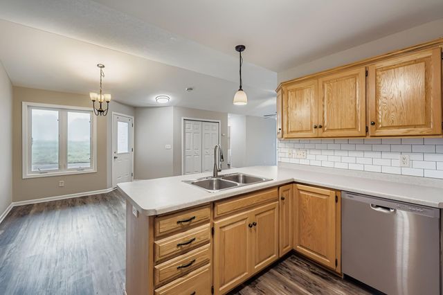 342 Sunfish Lane, Winsted, MN 55395