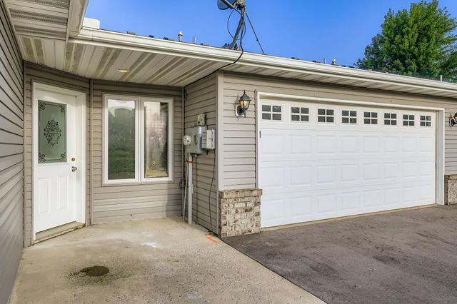 342 Sunfish Lane, Winsted, MN 55395