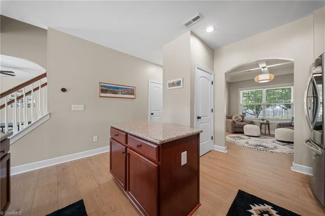 4774 Abbey Park Road, Kernersville, NC 27284