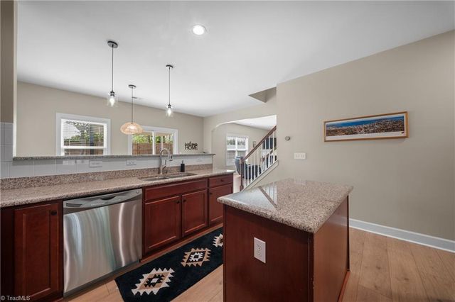 4774 Abbey Park Road, Kernersville, NC 27284