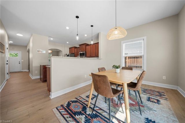 4774 Abbey Park Road, Kernersville, NC 27284