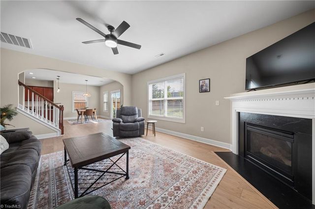 4774 Abbey Park Road, Kernersville, NC 27284