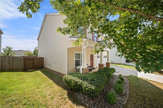 4774 Abbey Park Road, Kernersville, NC 27284