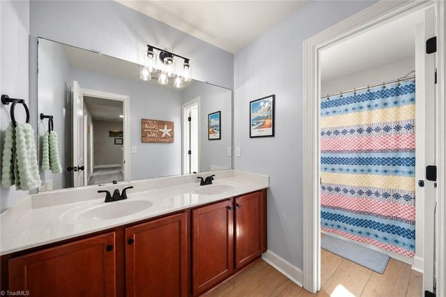 4774 Abbey Park Road, Kernersville, NC 27284