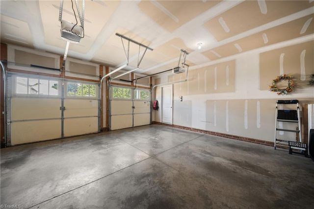 4774 Abbey Park Road, Kernersville, NC 27284