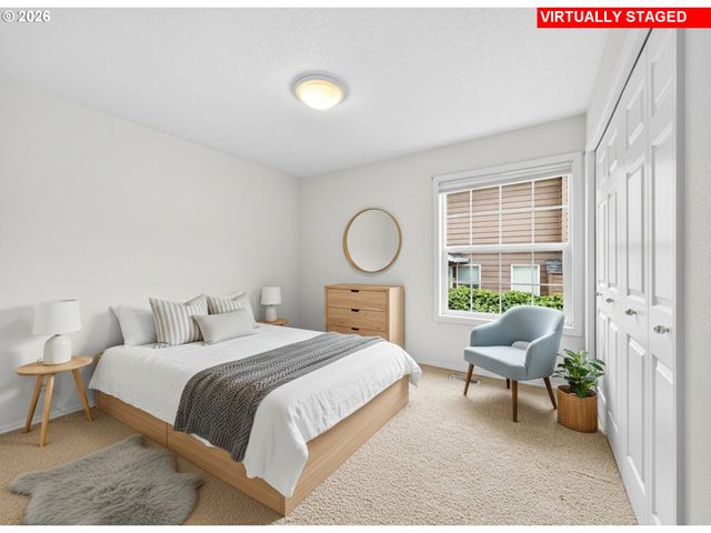 8955 Sw IOWA Dr, Tualatin, OR 97062