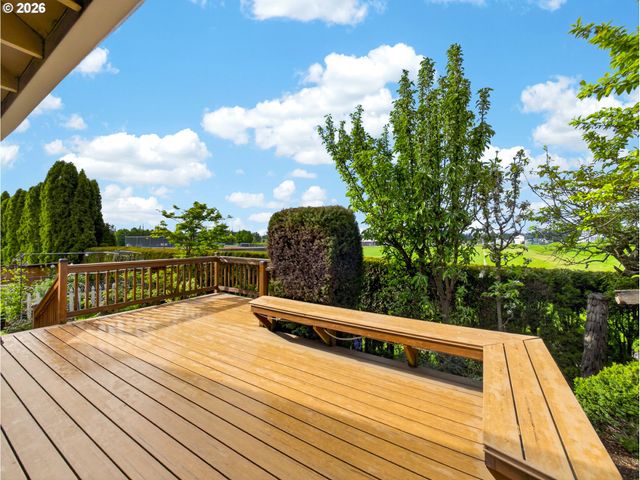 8955 Sw IOWA Dr, Tualatin, OR 97062