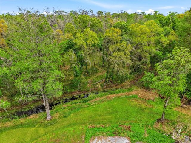 9014 122ND AVENUE, Tampa, FL 33637