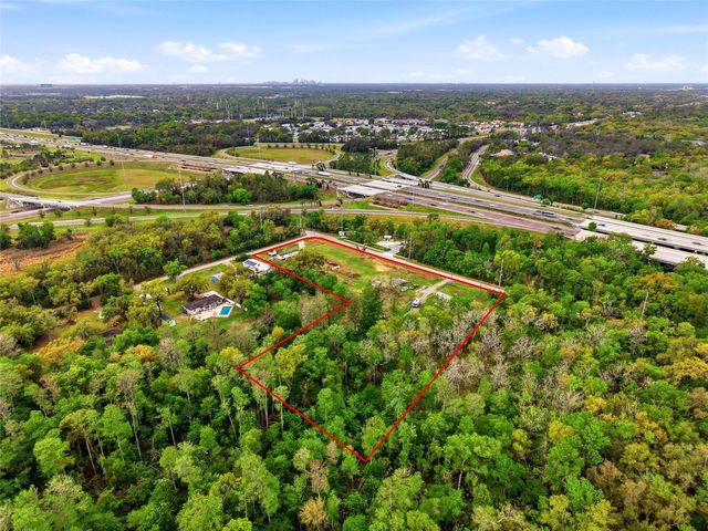 9014 122ND AVENUE, Tampa, FL 33637