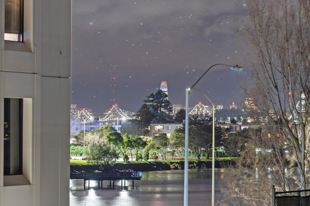 6363 Christie Ave 315, Emeryville, CA 94608