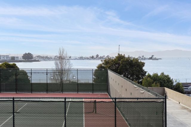 6363 Christie Ave 315, Emeryville, CA 94608