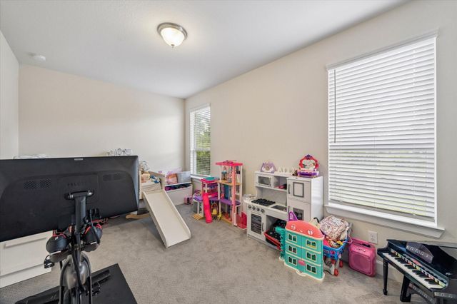 5120 E Lacey Garden Loop, Houston, TX 77018