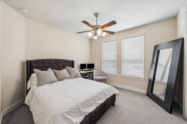 5120 E Lacey Garden Loop, Houston, TX 77018