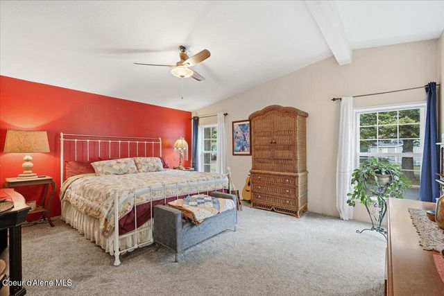 92 E WALROSE LOOP, Hayden, ID 83835