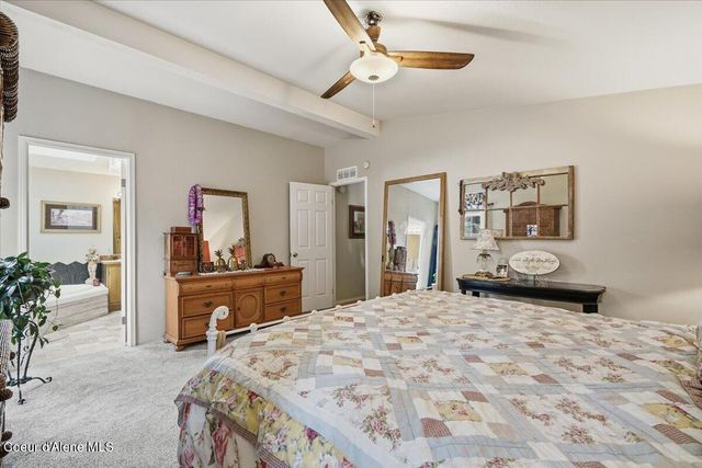 92 E WALROSE LOOP, Hayden, ID 83835