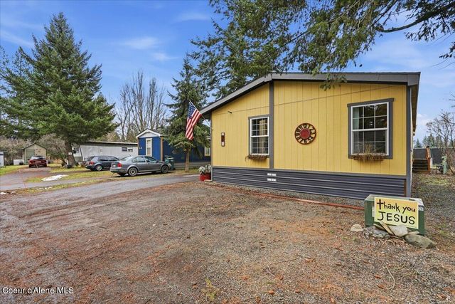 92 E WALROSE LOOP, Hayden, ID 83835