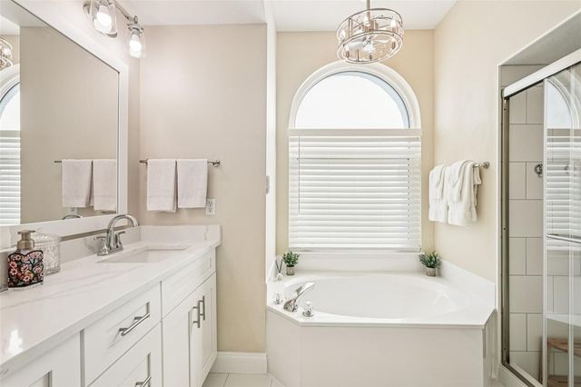 2304 SEATTLE SLEW DRIVE, Sarasota, FL 34240