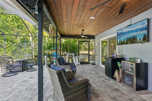 2304 SEATTLE SLEW DRIVE, Sarasota, FL 34240
