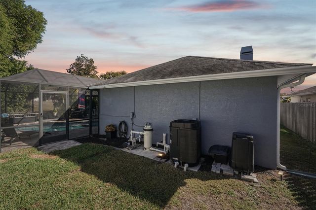 2304 SEATTLE SLEW DRIVE, Sarasota, FL 34240