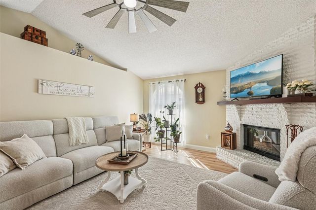 2304 SEATTLE SLEW DRIVE, Sarasota, FL 34240