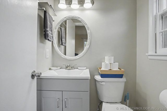 520 W Toledo Street, Broken Arrow, OK 74012