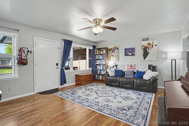 520 W Toledo Street, Broken Arrow, OK 74012