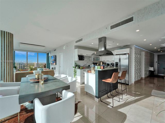 601 NE 36th St 1801, Miami, FL 33137