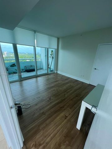 601 NE 36th St 1801, Miami, FL 33137