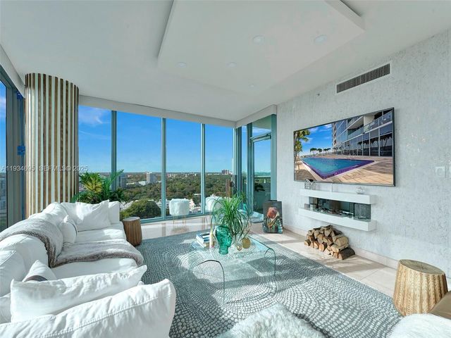 601 NE 36th St 1801, Miami, FL 33137