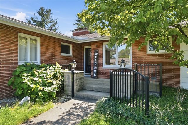 800 N Monroe Drive, Xenia, OH 45385