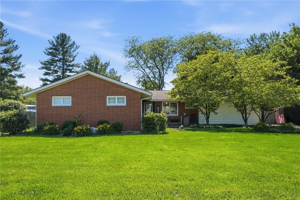 800 N Monroe Drive, Xenia, OH 45385