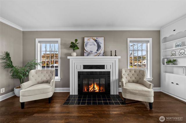 926 Lewis Avenue, Sumner, WA 98390