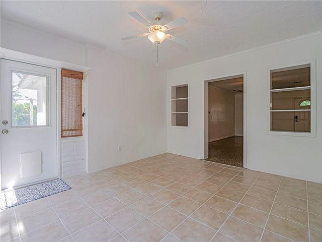 2158 Seville Avenue, Vero Beach, FL 32960